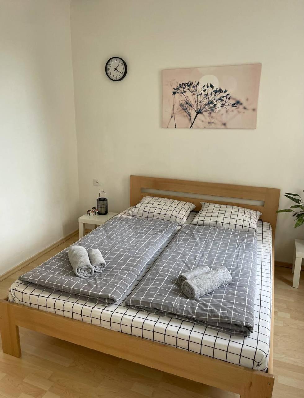 Apartaments Simsim Liov Exterior foto